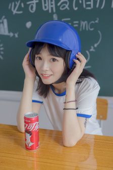 总裁边走楼梯边律动